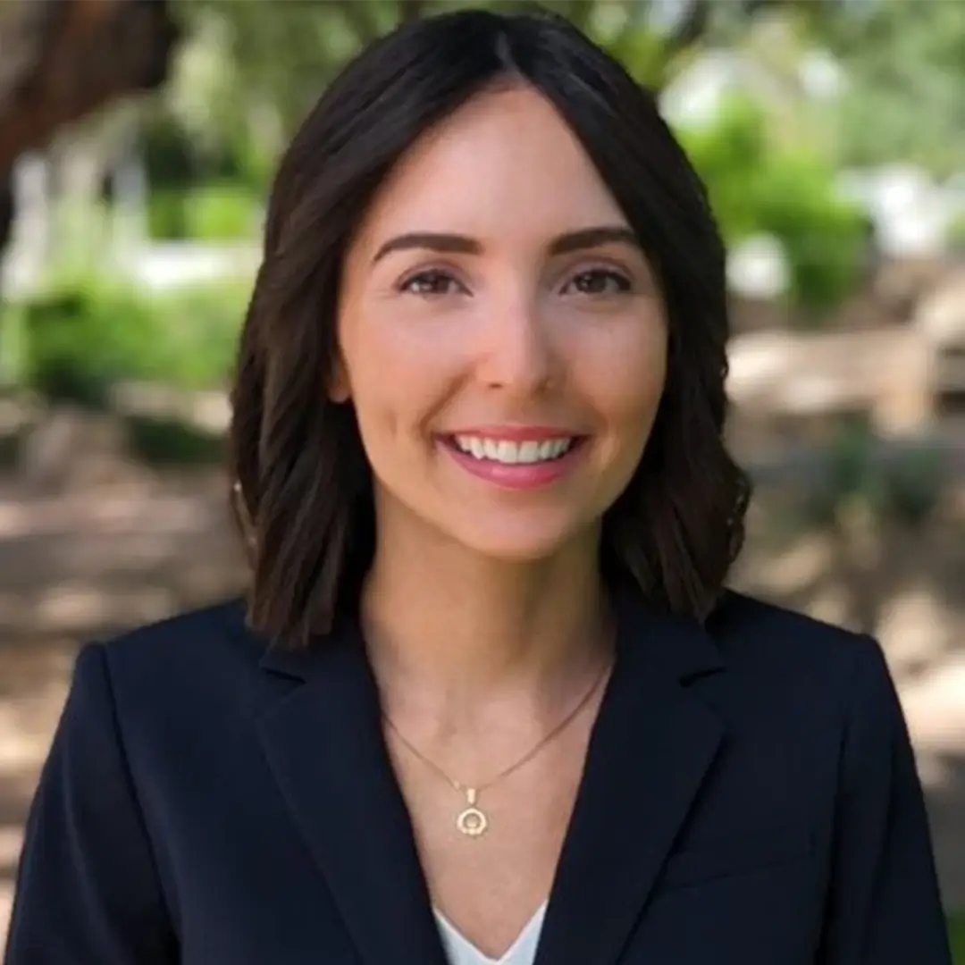 Desirae Phrasavath